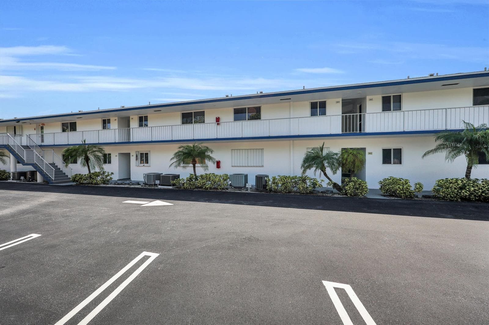 4 Garden Street # 204n, Tequesta, FL 33469