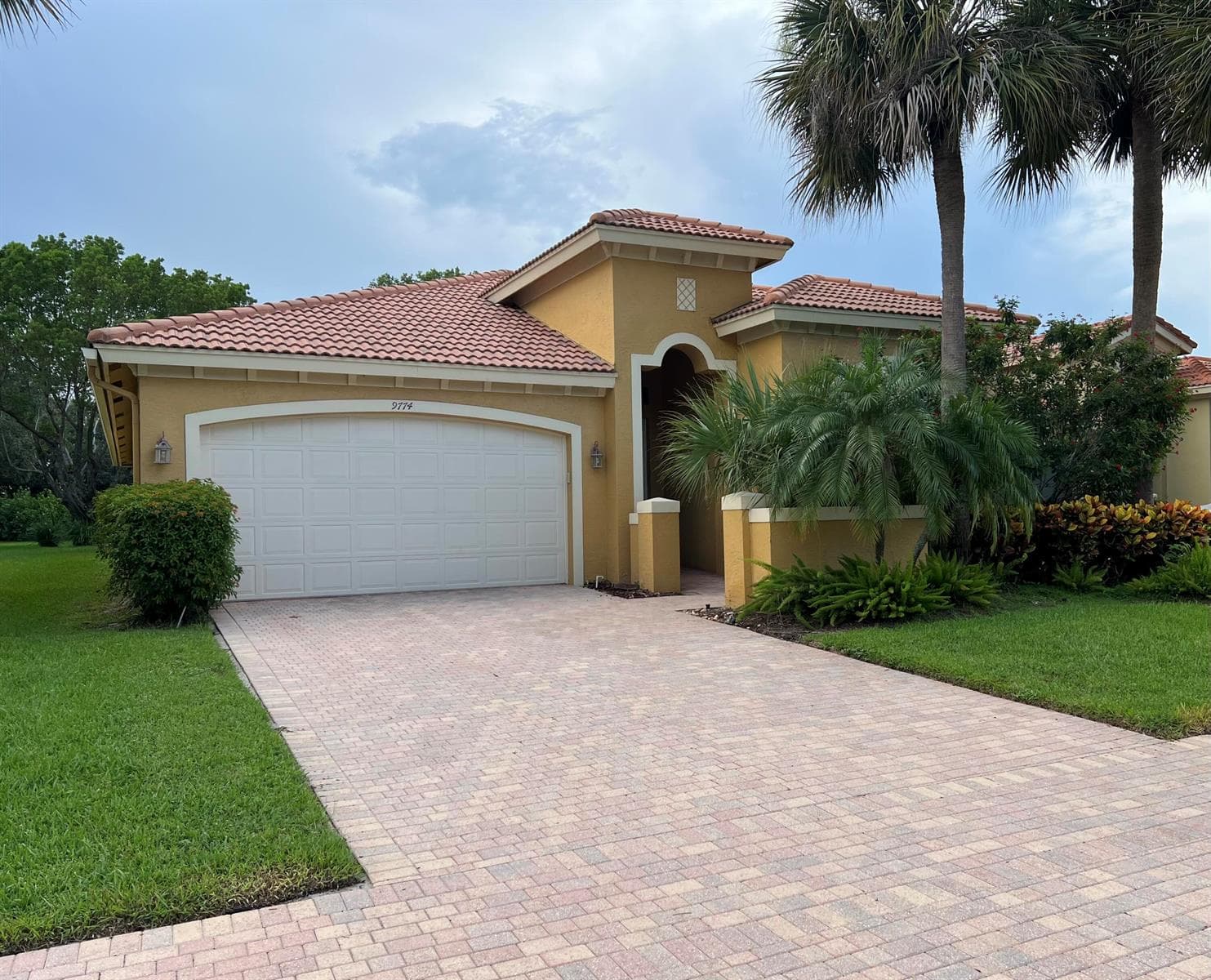 9774 Isles Cay Drive, Delray Beach, FL 33446