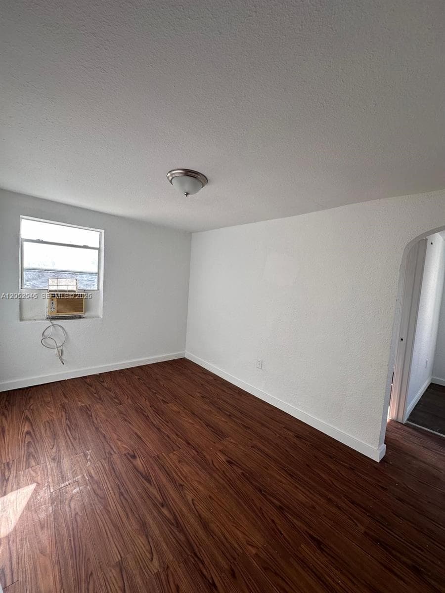3660 NW 20th Ave # 4, Miami, FL 33142 — zdjęcie 4