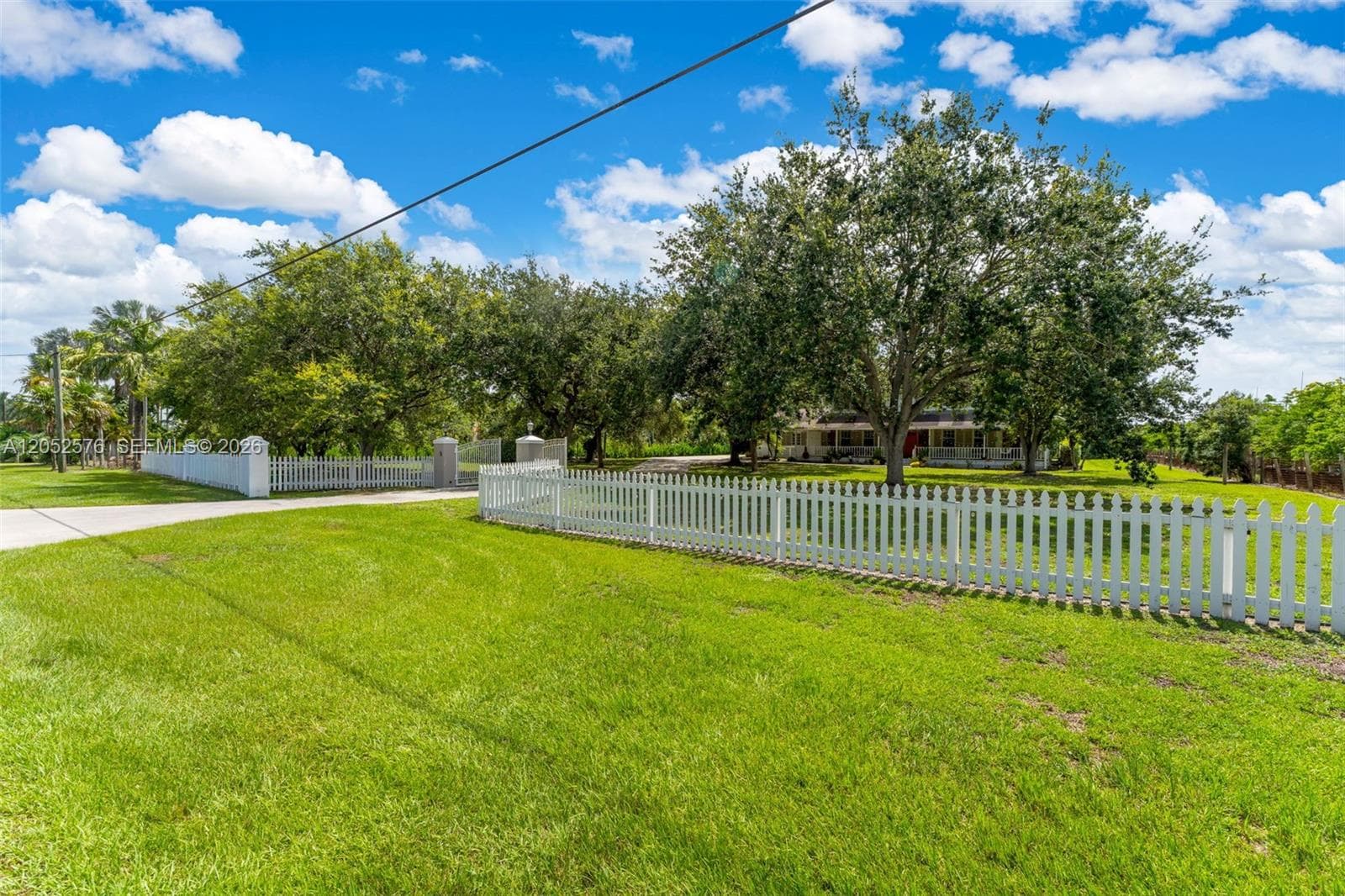 24545 SW 192nd Ave, Homestead, FL 33031