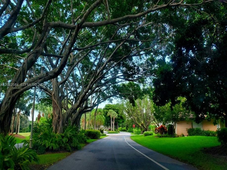 900 NW Greensward Ln # 111-G, Delray Beach, FL 33445