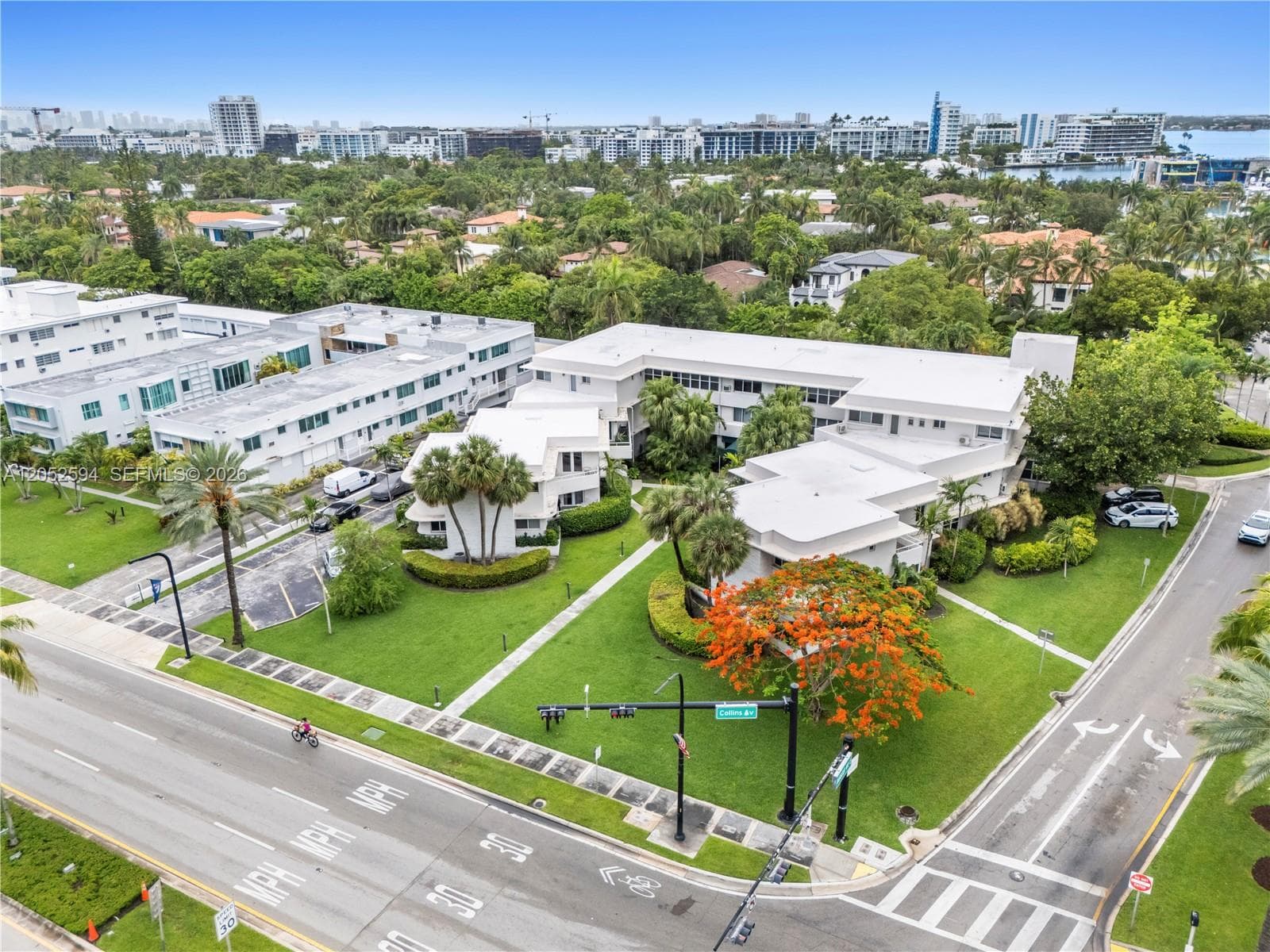 10190 Collins Ave # 203, Bal Harbour, FL 33154 — zdjęcie 2