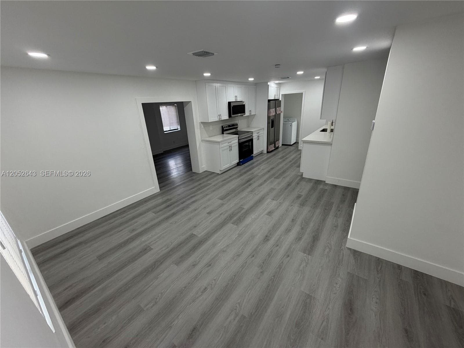 13885 NW 5th Ave, North Miami, FL 33168 — zdjęcie 2