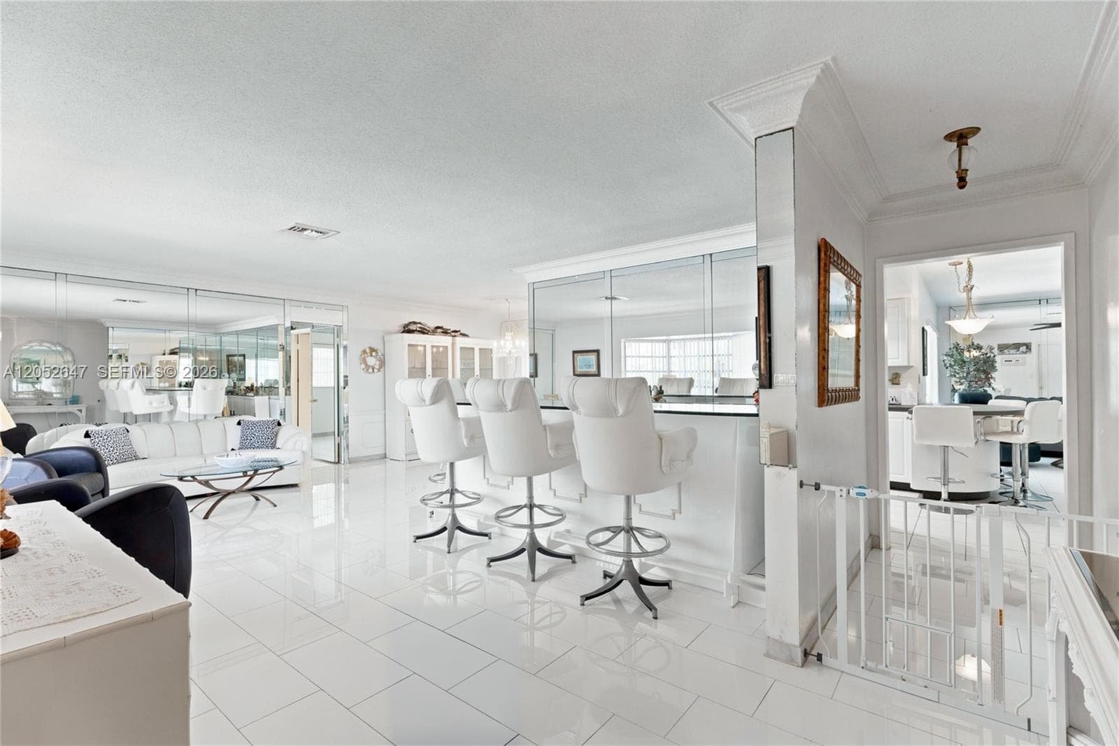 8 Castle Harbor Is, Fort Lauderdale, FL 33308 — zdjęcie 5