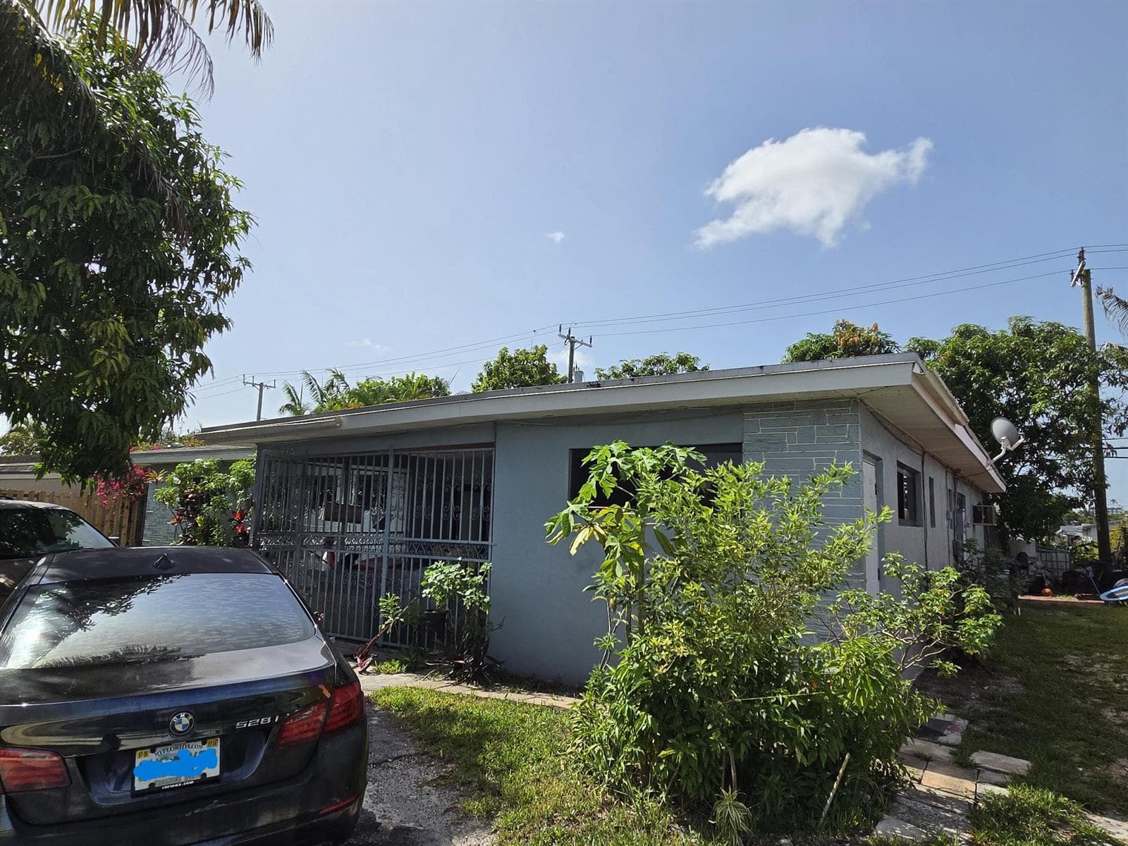 660 NE 181ST Street, Miami, FL 33162 — zdjęcie 2