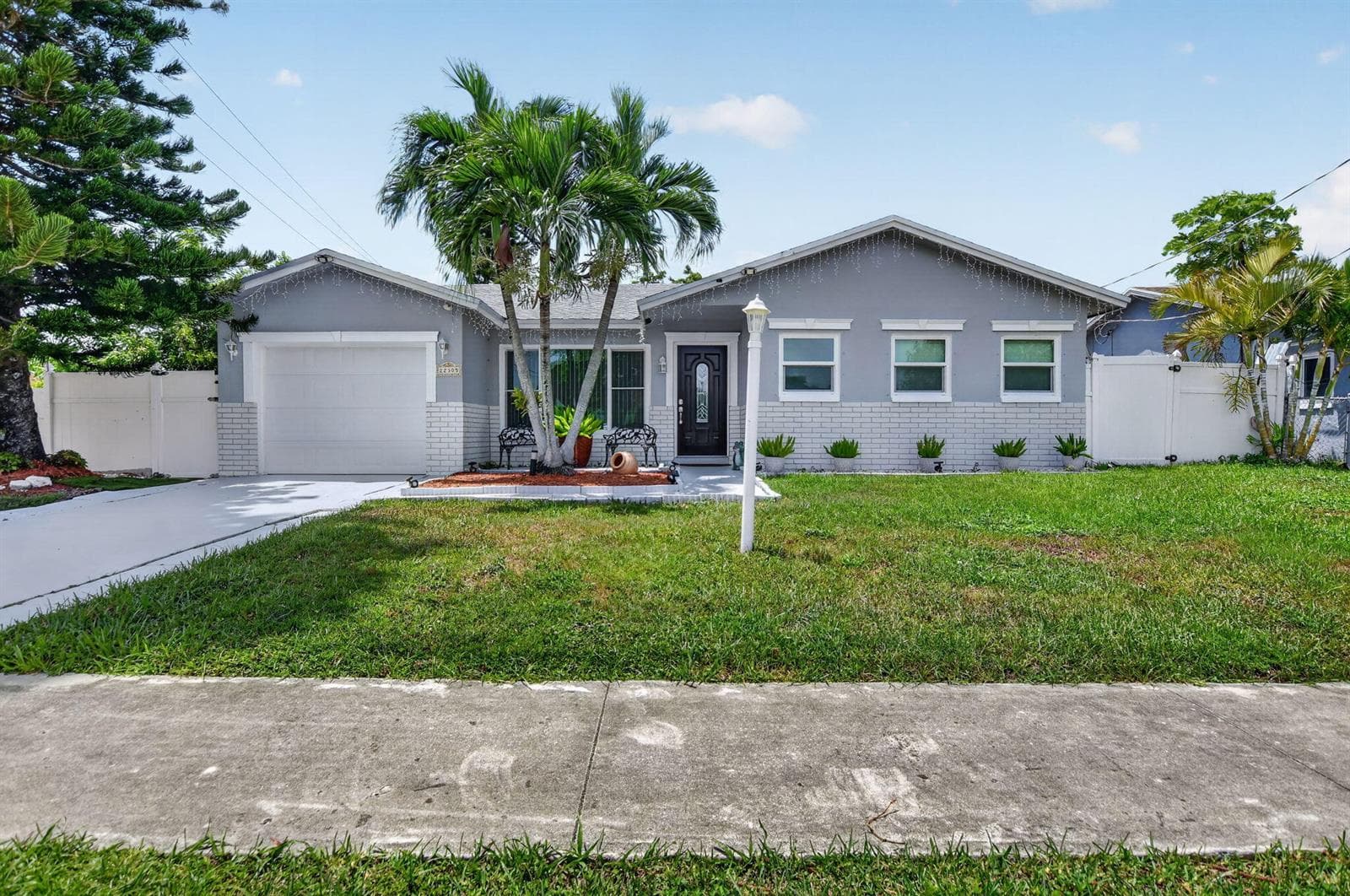 22305 SW 57th Avenue, Boca Raton, FL 33428