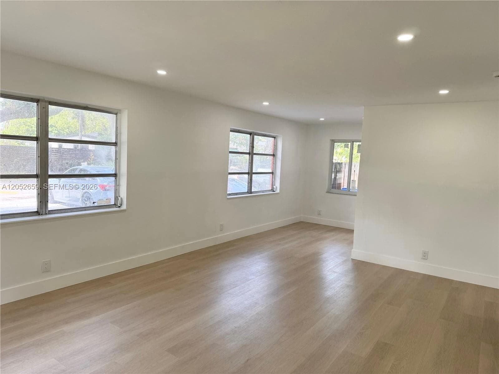 890 SW 28th St # 1, Fort Lauderdale, FL 33315 — zdjęcie 3