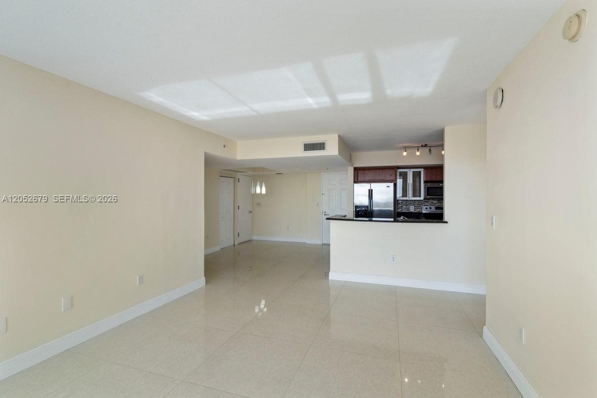 3232 SW 22nd St # 1701, Miami, FL 33145 — zdjęcie 5