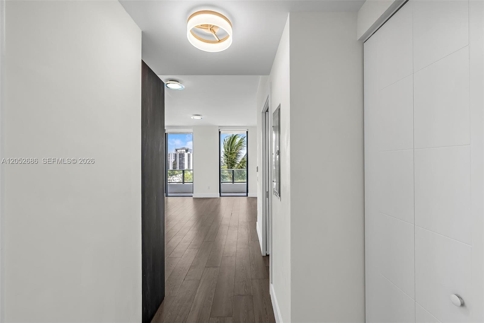 2960 NE 207th St # 811, Aventura, FL 33180 — zdjęcie 3
