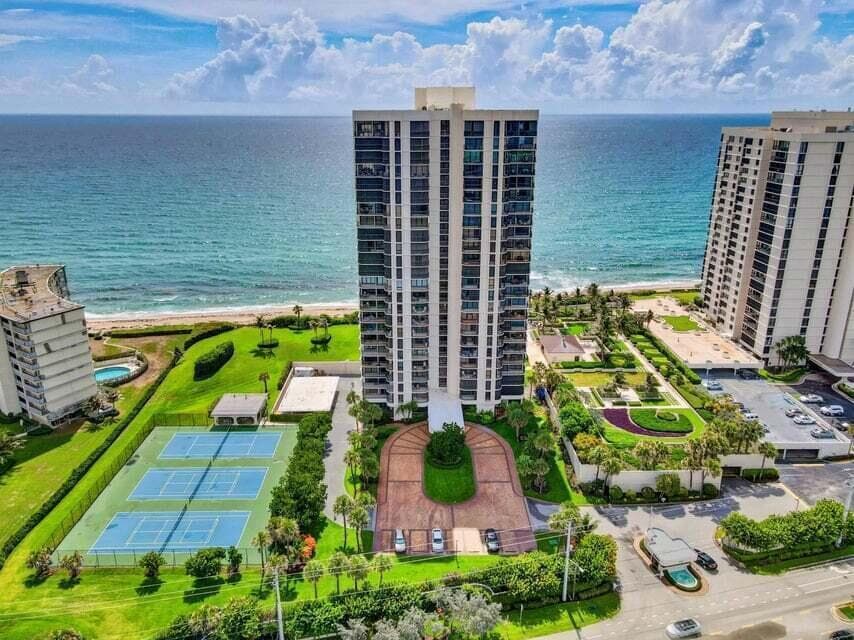 5380 N Ocean Drive # 11j, Riviera Beach, FL 33404