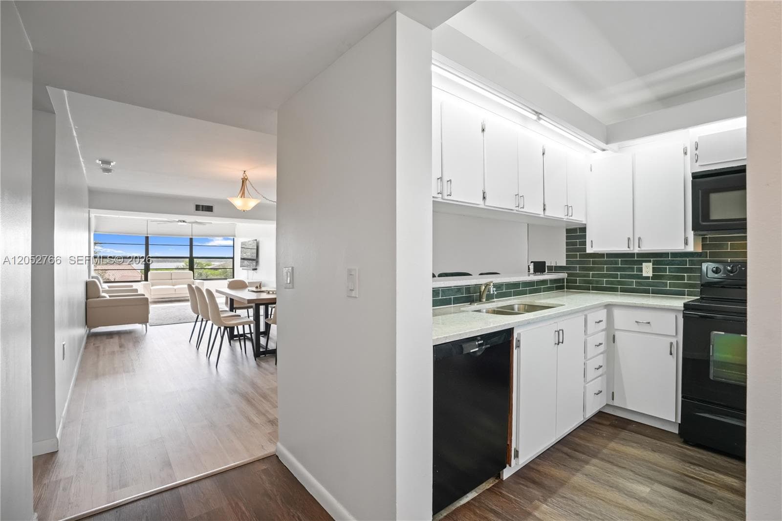 3516 Whitehall Dr # 301, West Palm Beach, FL 33401 — zdjęcie 3
