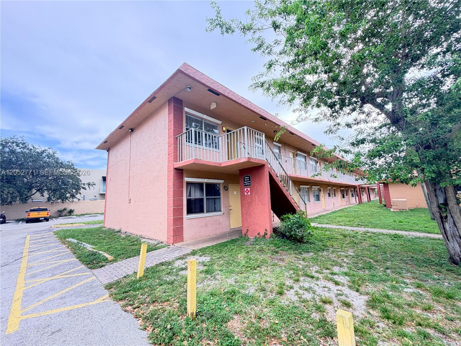 101 NE 41st St # B35, Oakland Park, FL 33334