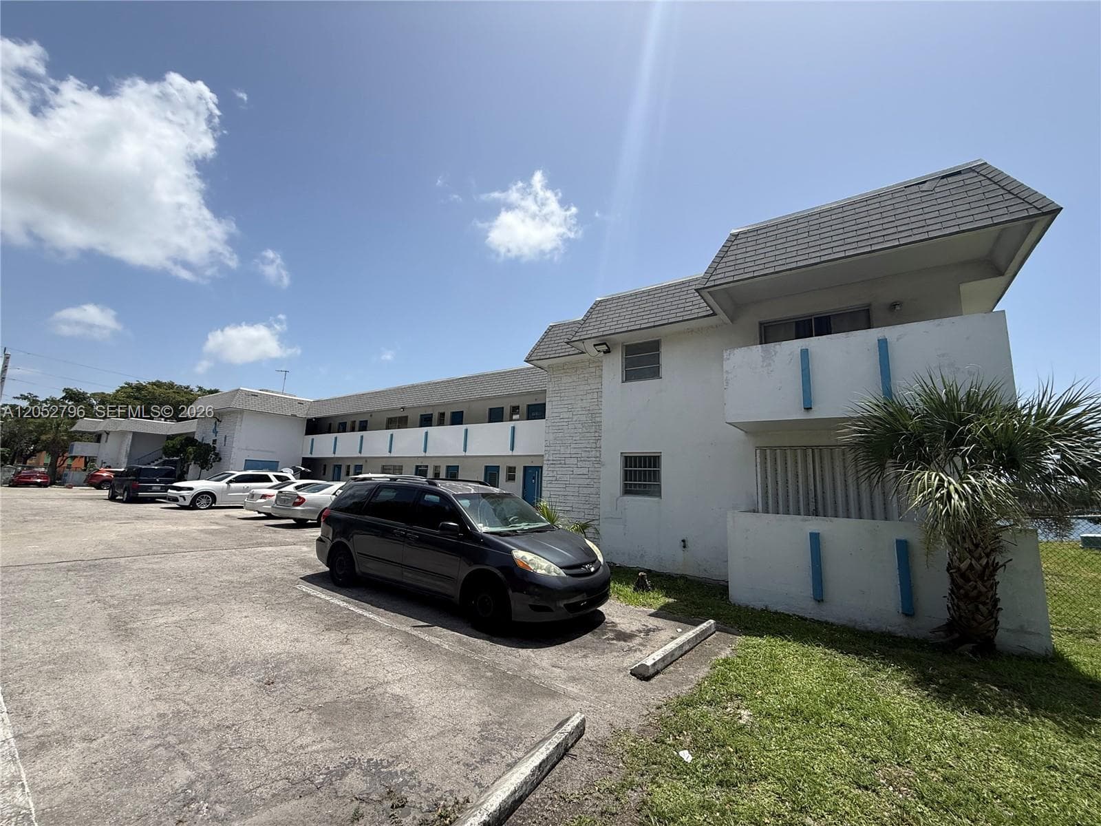 19051 NE 2nd Ave # 1517, Miami, FL 33179