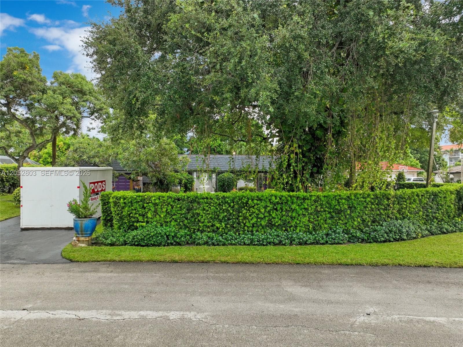 8541 N Lake Dasha Dr, Plantation, FL 33324 — zdjęcie 3