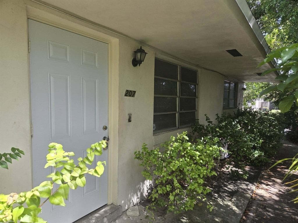 207 SE 7th Street, Dania Beach, FL 33004 — zdjęcie 4