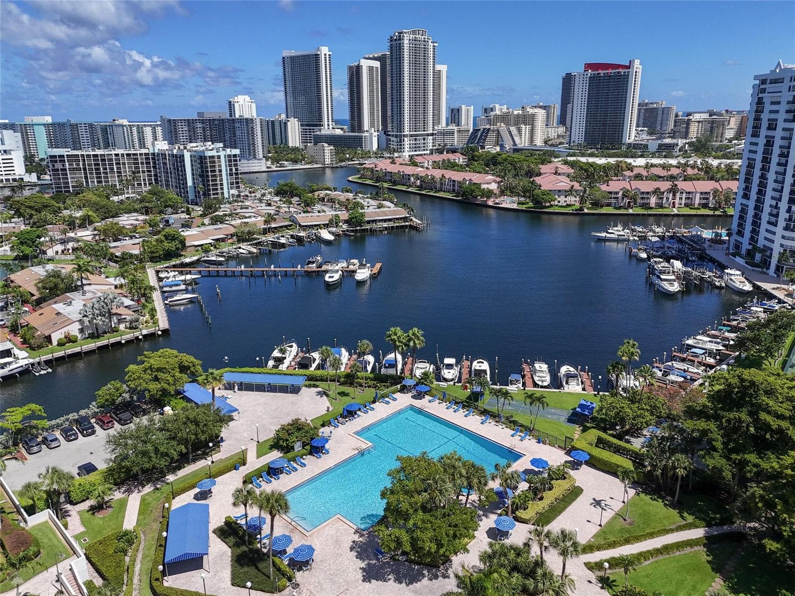 2500 PARKVIEW Drive # 1710, Hallandale Beach, FL 33009