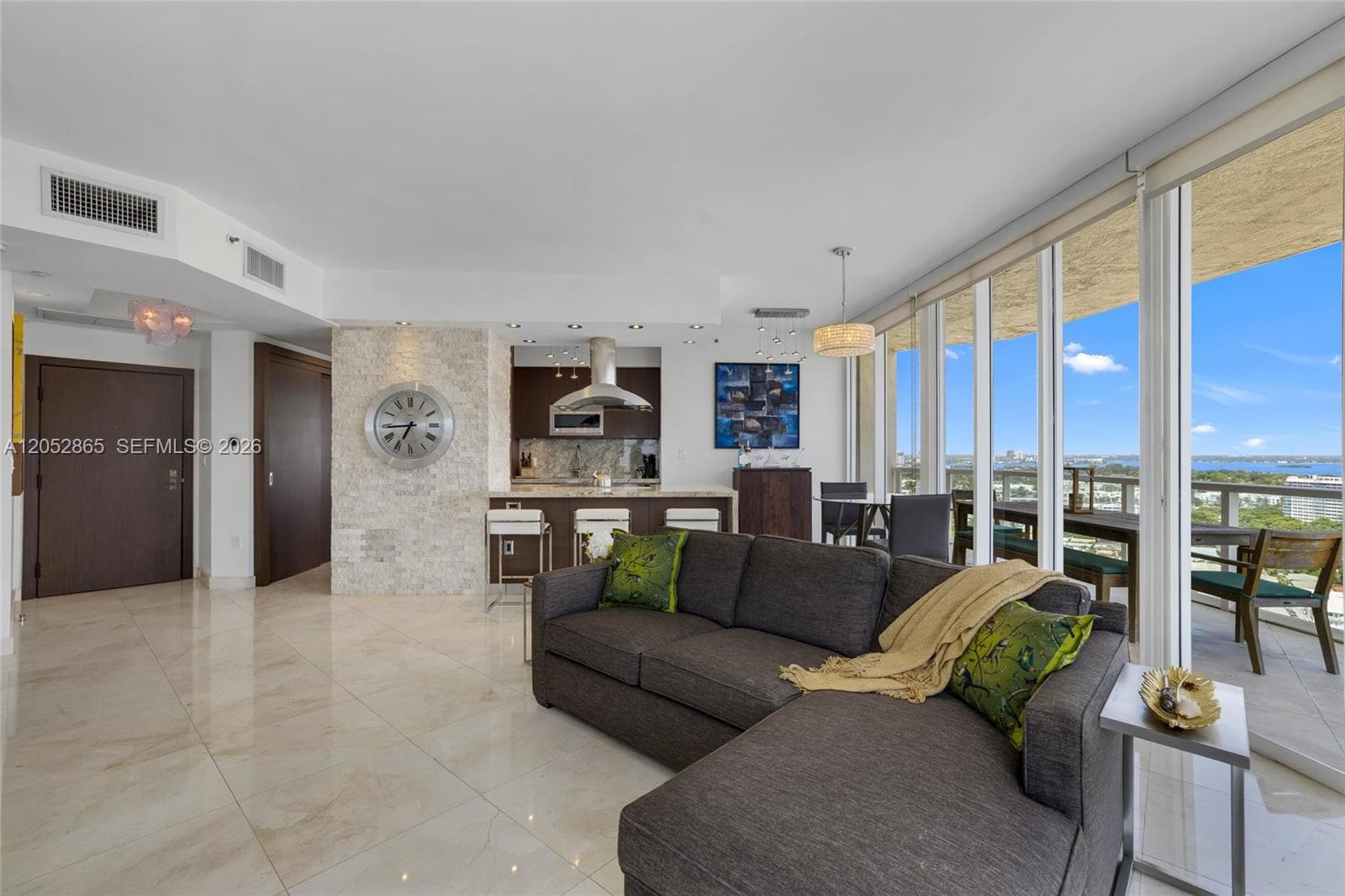 7330 Ocean Ter # 2604, Miami Beach, FL 33141 — zdjęcie 3
