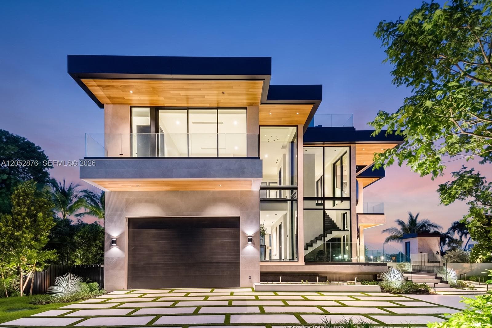 1141 N Biscayne Point Rd, Miami Beach, FL 33141 — zdjęcie 2