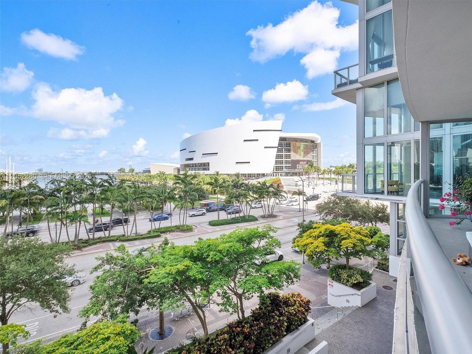 888 Biscayne Blvd # 309, Miami, FL 33132