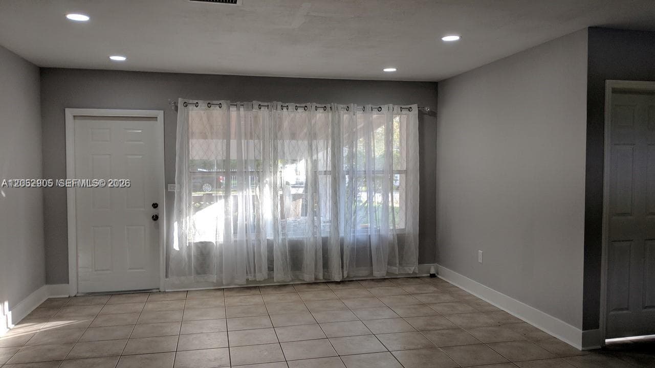 6461 Evans St, Hollywood, FL 33024 — zdjęcie 5