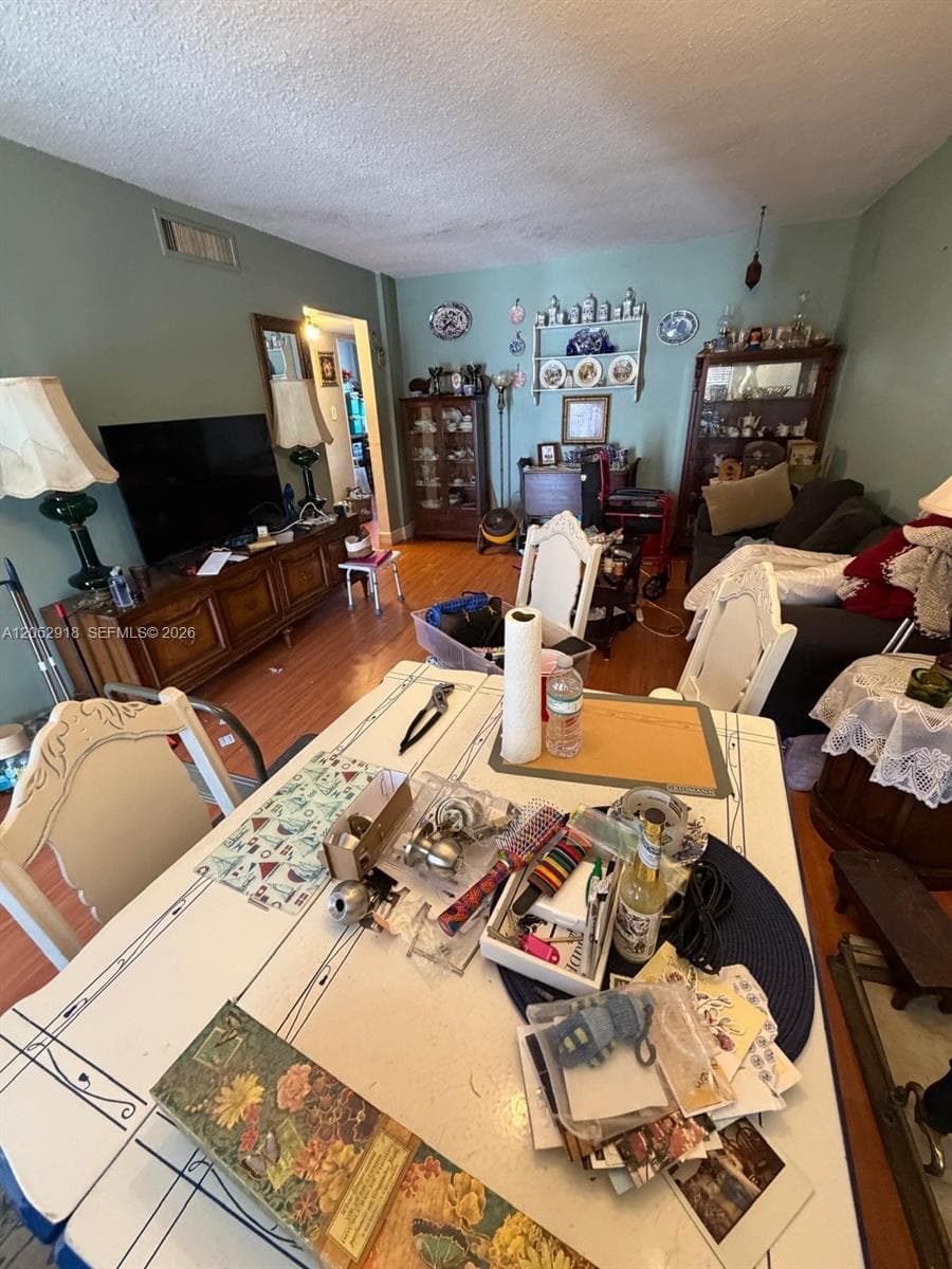1335 W 68th St # 204, Hialeah, FL 33014 — zdjęcie 5