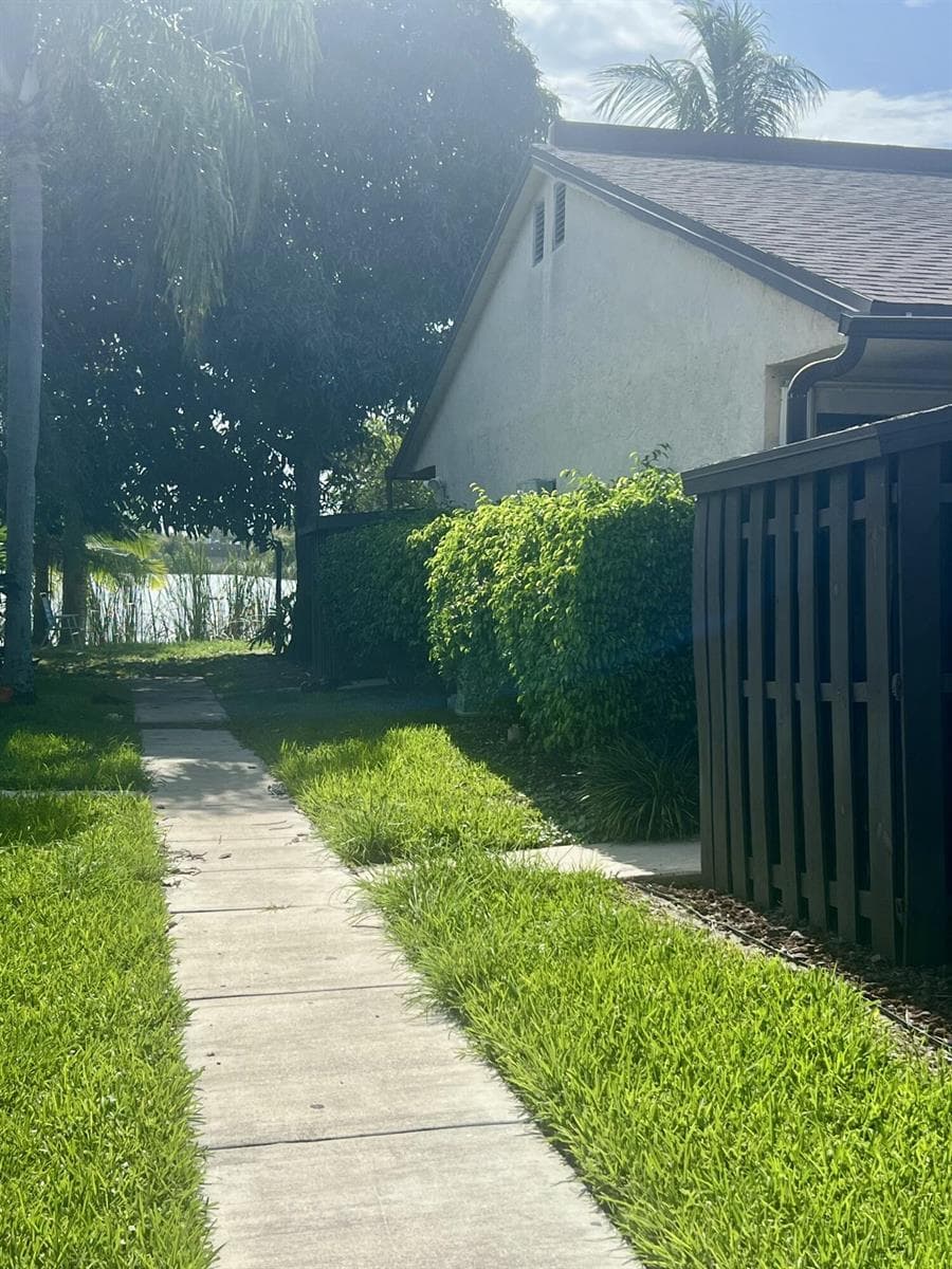 3104 Waterview Circle, Palm Springs, FL 33461 — zdjęcie 2