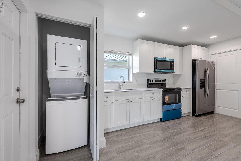 3018 SE Iris Street # 2, Stuart, FL 34997 — zdjęcie 2