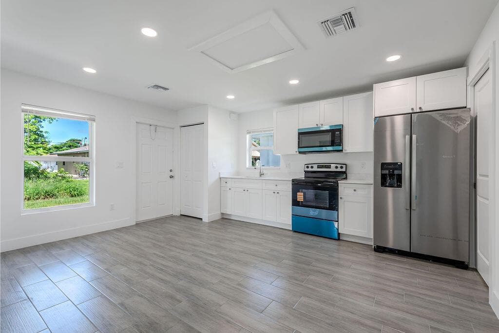 3018 SE Iris Street # 2, Stuart, FL 34997 — zdjęcie 4