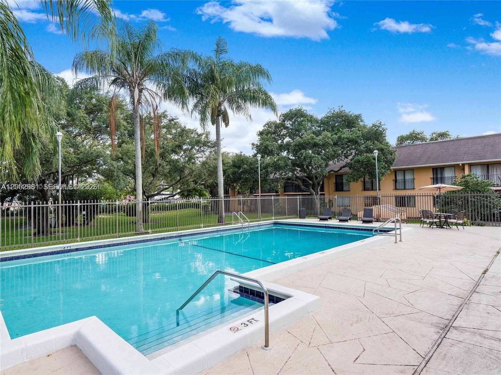 5801 Washington St # 10, Hollywood, FL 33023