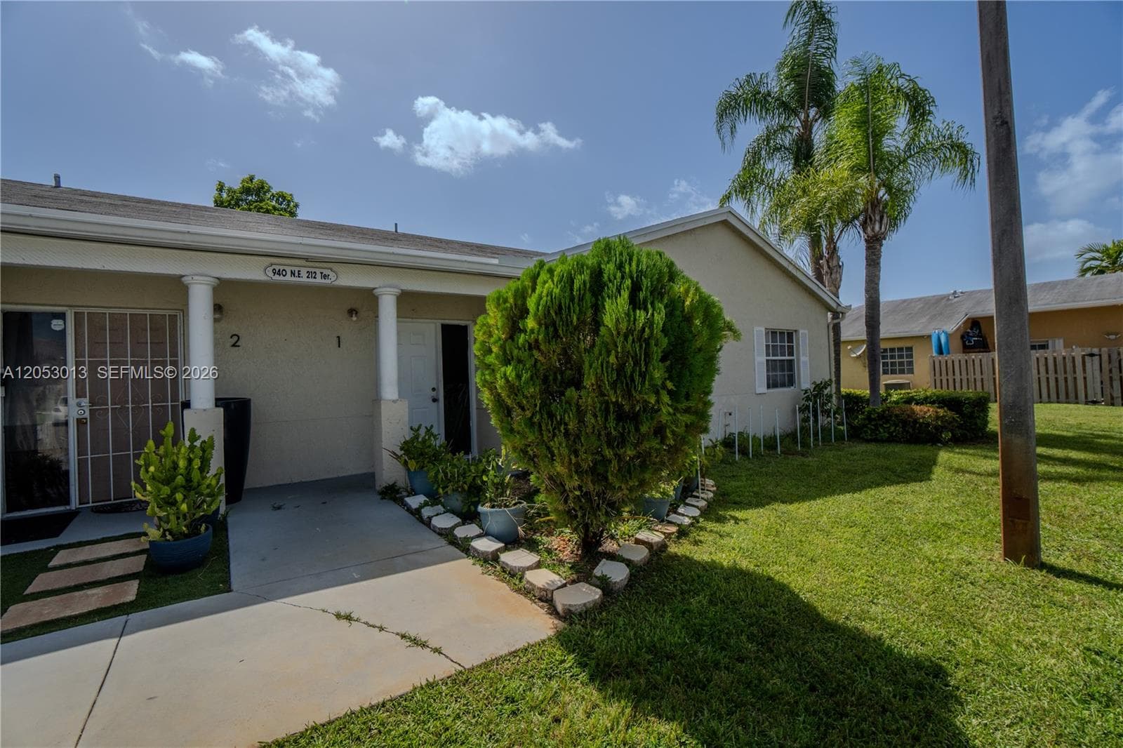 940 NE 212th Ter # 940-01, Miami, FL 33179 — zdjęcie 4
