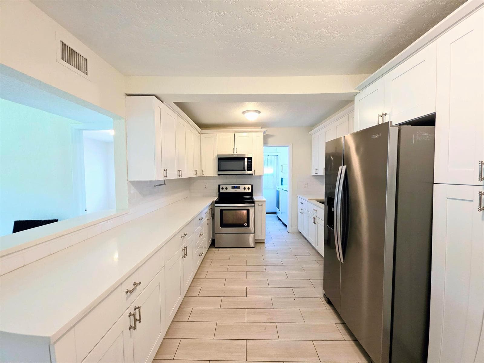 1220 NE 1ST Avenue, Fort Lauderdale, FL 33304 — zdjęcie 2