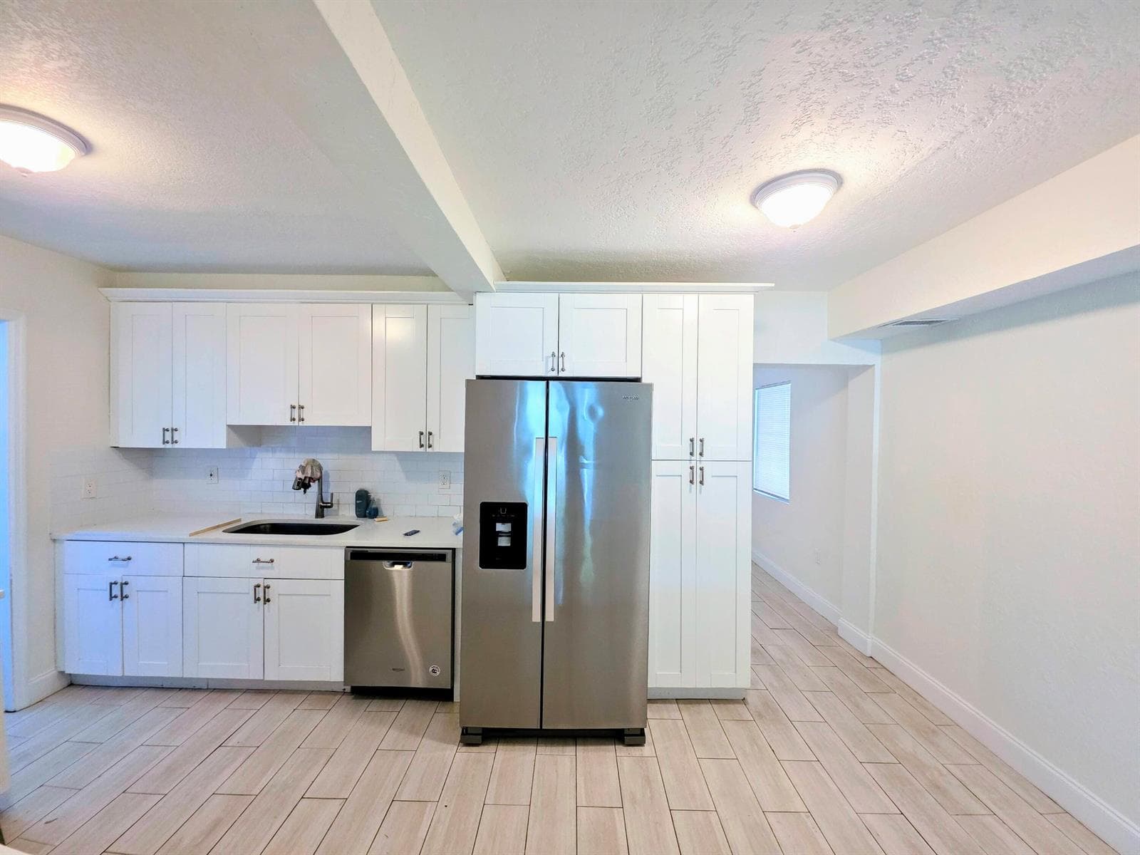 1220 NE 1ST Avenue, Fort Lauderdale, FL 33304 — zdjęcie 4