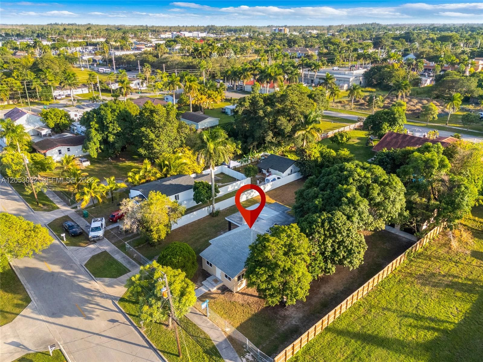 559 NW 2nd St, Florida City, FL 33034 — zdjęcie 4