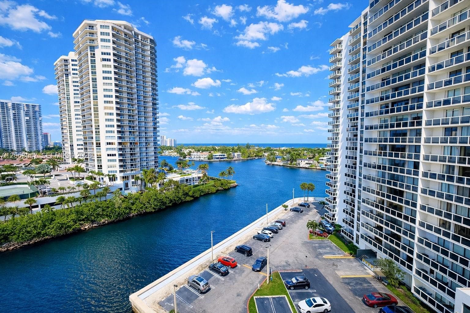 20505 E Country Club Dr # 1033, Aventura, FL 33180