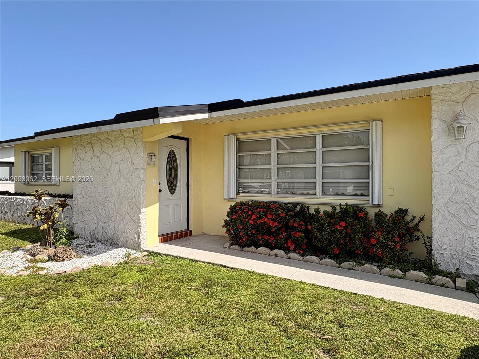 11851 NW 23rd St, Pembroke Pines, FL 33026 — zdjęcie 3