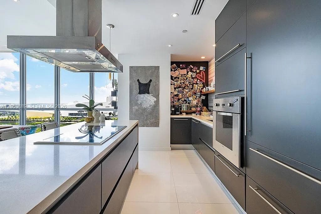1100 Biscayne Blvd # 1501, Miami, FL 33132 — zdjęcie 4