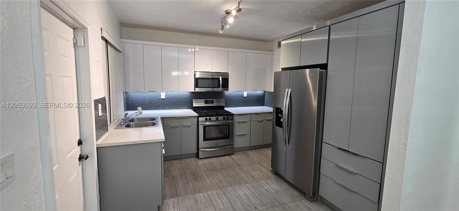 455 NE 131st St # 1, North Miami, FL 33161