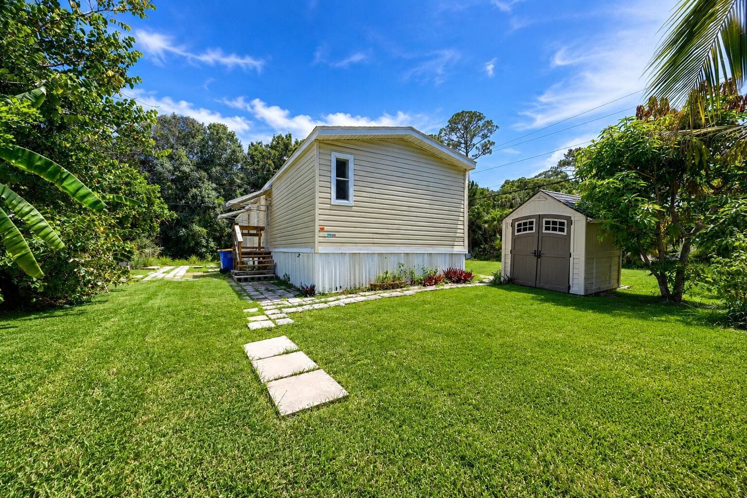 8137 SW WILDWOOD Drive, Stuart, FL 34997 — zdjęcie 3