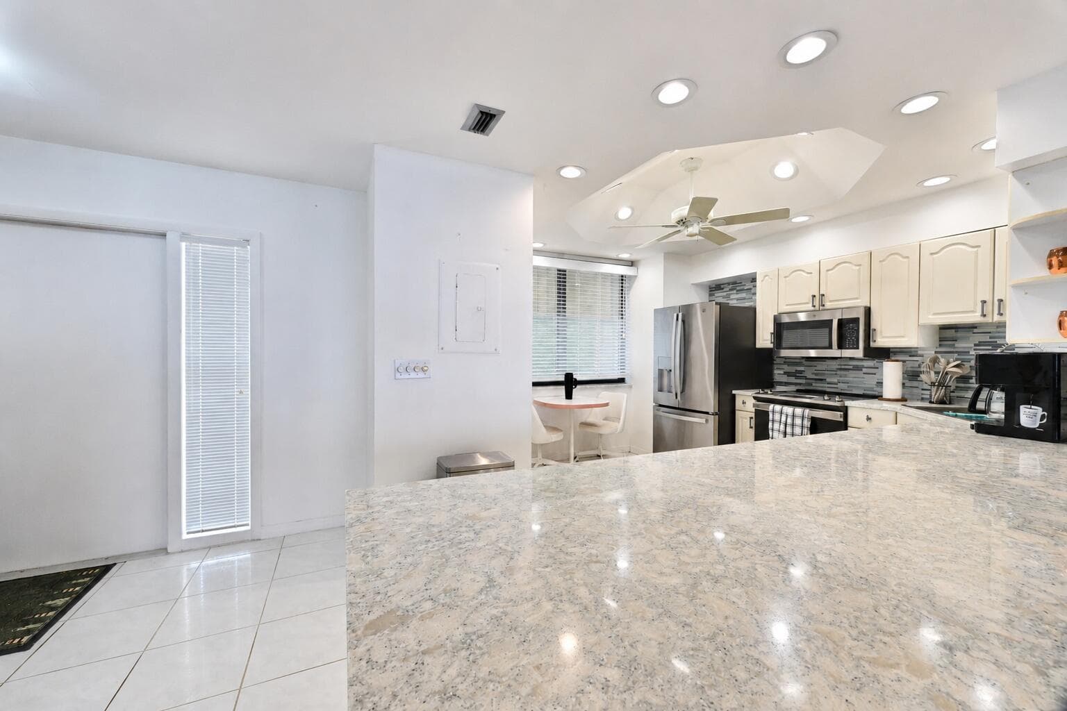 9900 S OCEAN Drive # 1603, Jensen Beach, FL 34957 — zdjęcie 3