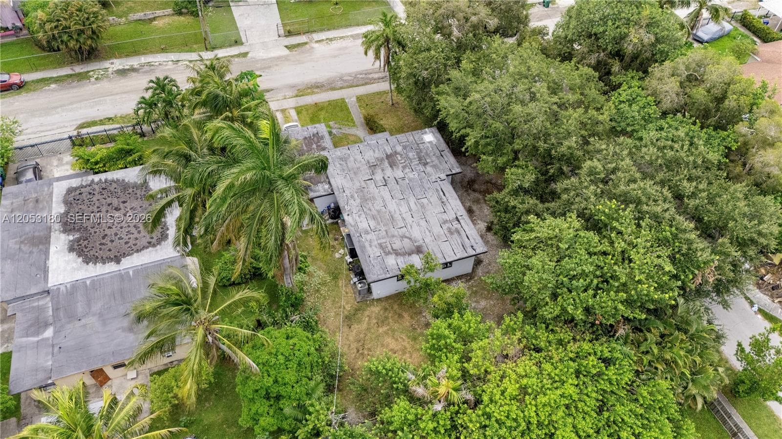 106 NW 84th St, Miami, FL 33150 — zdjęcie 3