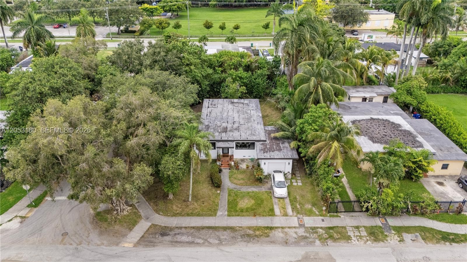 106 NW 84th St, Miami, FL 33150 — zdjęcie 4