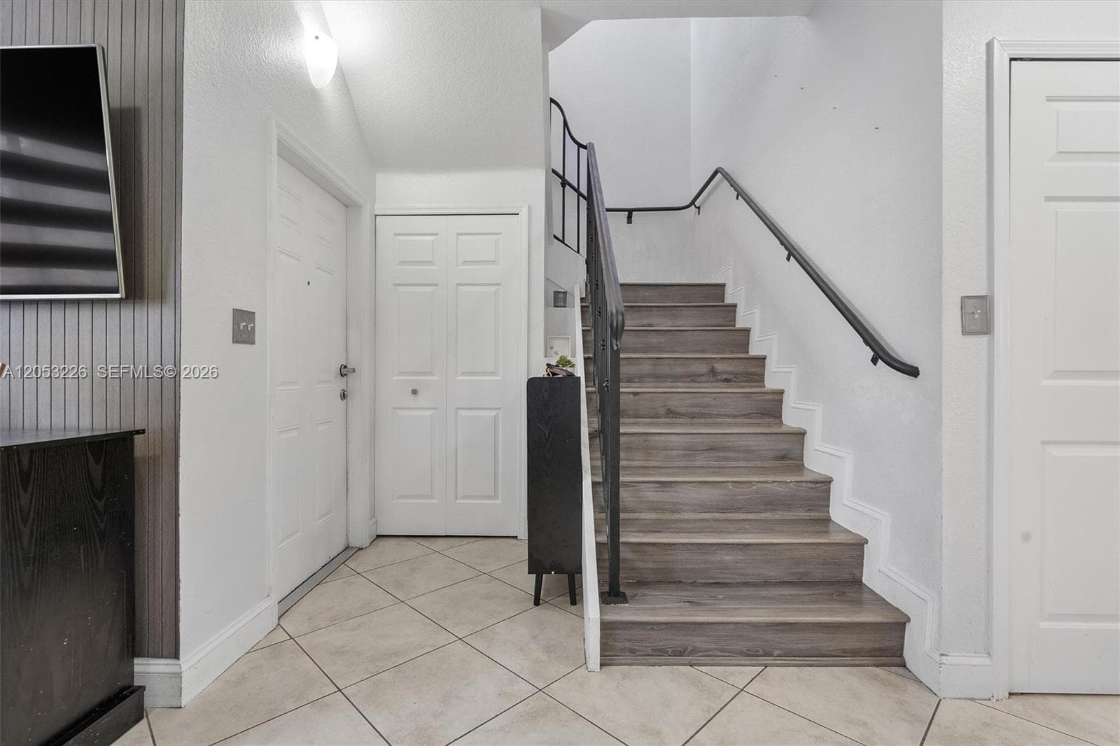 7478 NW 180th Ter, Hialeah, FL 33015 — zdjęcie 3