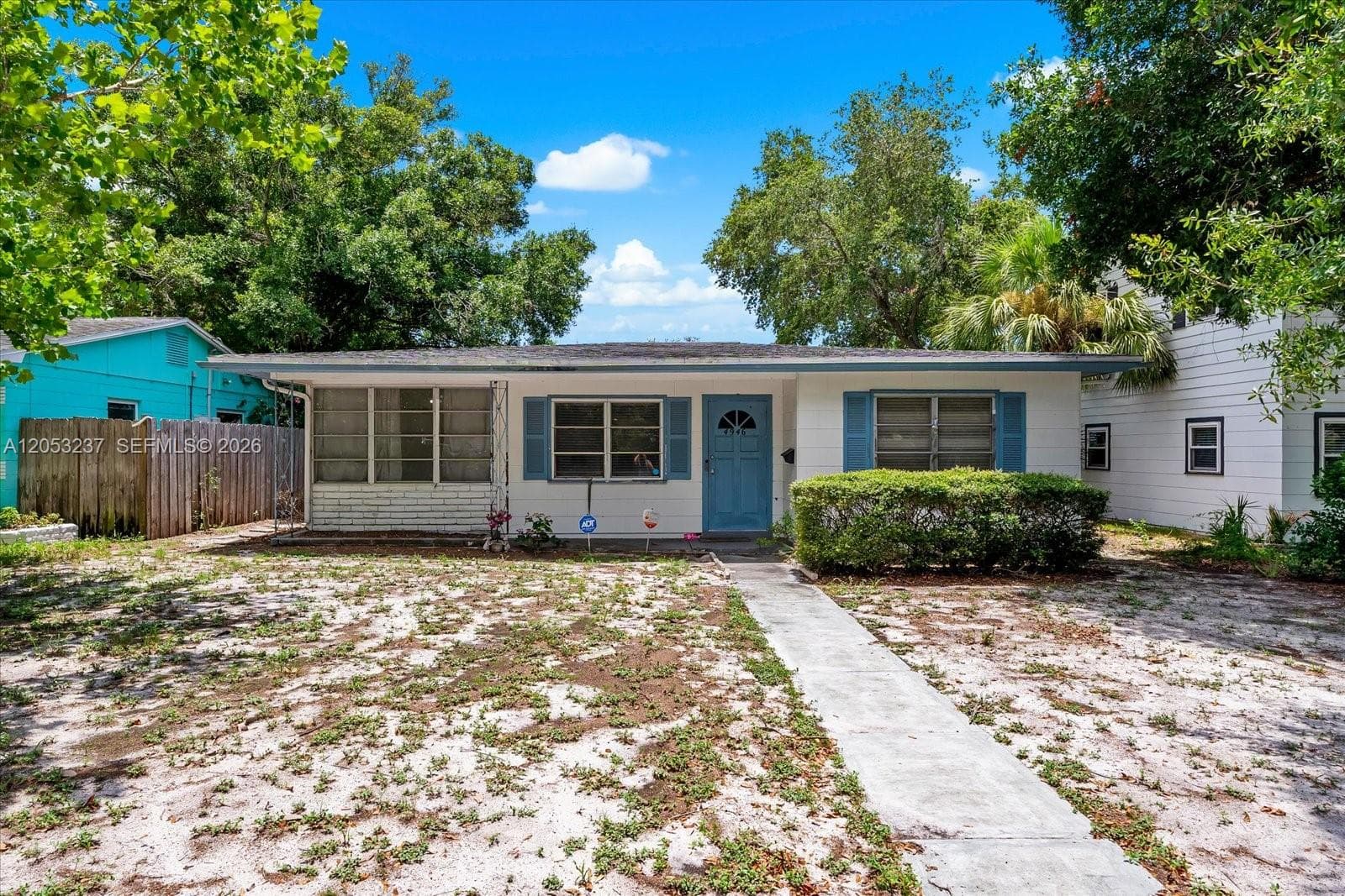 4946 2nd Ave N ST PETERSBURG, Other City - In The State Of Florida, FL 33710 — zdjęcie 4