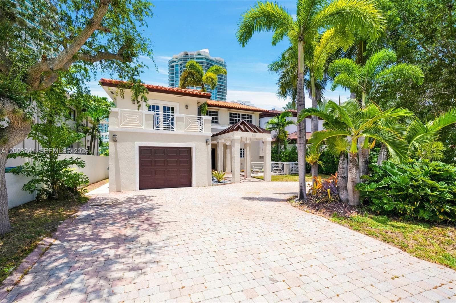 235 Atlantic Ave, Sunny Isles Beach, FL 33160 — zdjęcie 2