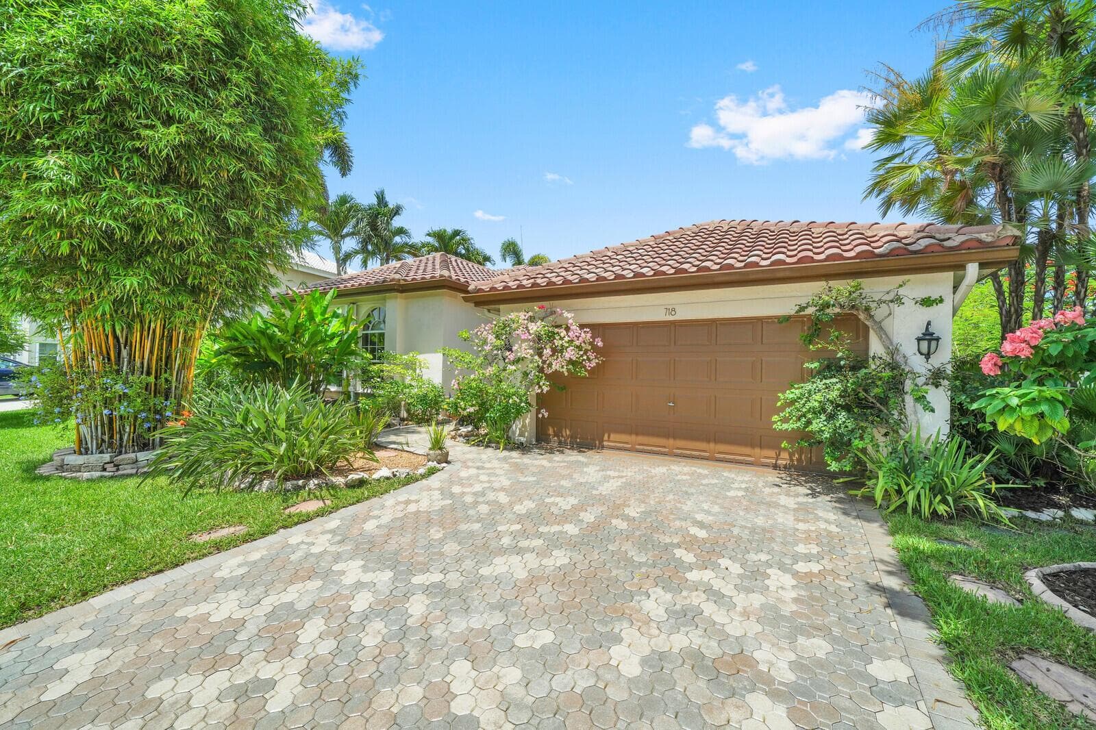 718 NW 177th Avenue, Pembroke Pines, FL 33029 — zdjęcie 2