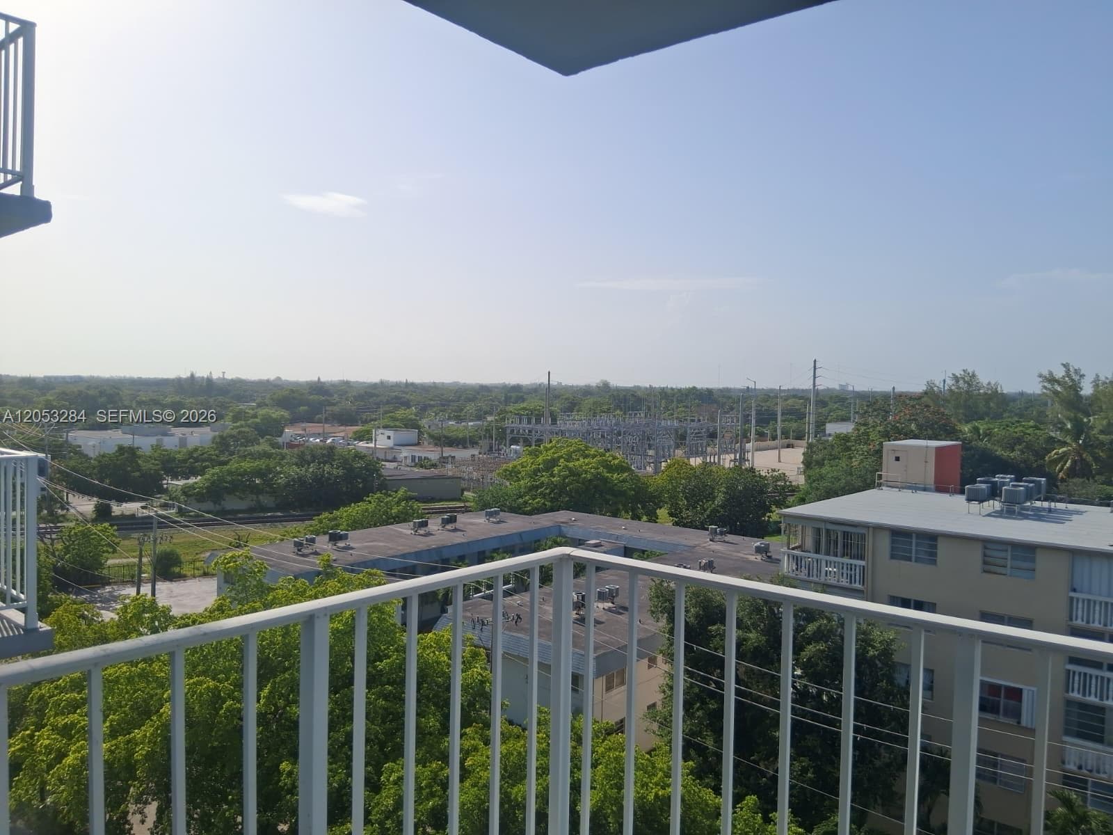 1470 NE 125th Ter # 812, North Miami, FL 33161 — zdjęcie 2