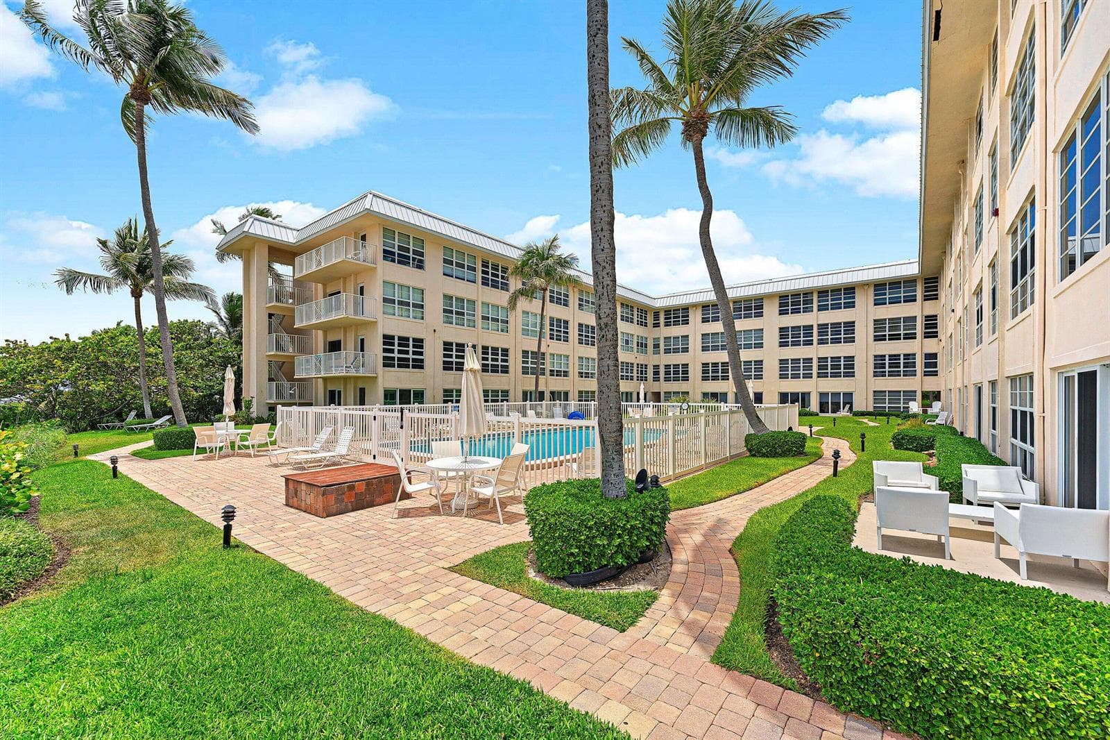 3851 N Ocean Boulevard N # 403, Gulf Stream, FL 33483 — zdjęcie 3