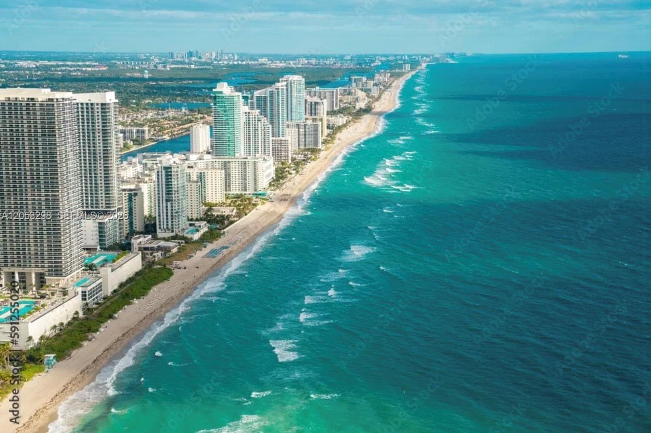 17570 Atlantic Blvd # 105, Sunny Isles Beach, FL 33160