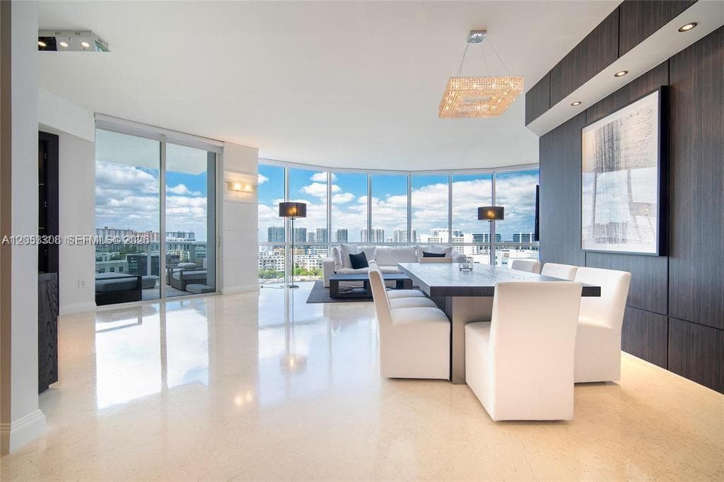 18101 Collins Ave # 1101, Sunny Isles Beach, FL 33160 — zdjęcie 2