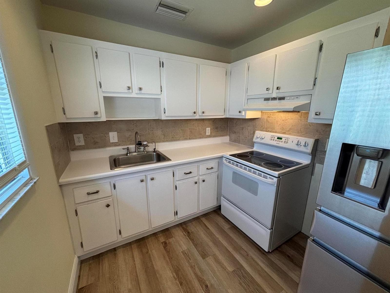 652 Flanders N, Delray Beach, FL 33484 — zdjęcie 3